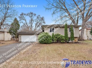 1917 Pearson Pkwy, Brooklyn Park, MN 55444