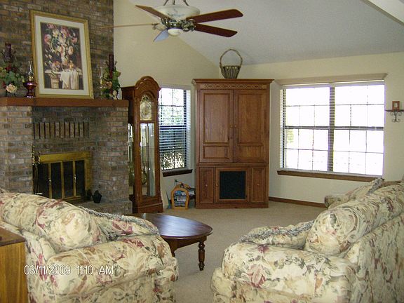 Living room with Fireplace