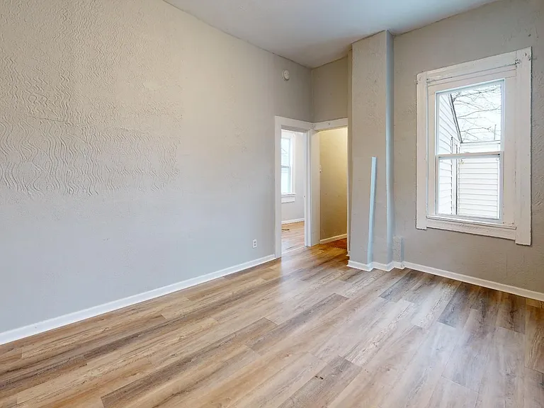 3344 Seymour Ave — Photo 14