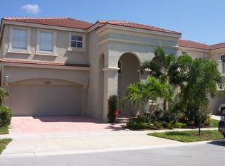 15511 SW 50th Ct, Hollywood, FL 33027