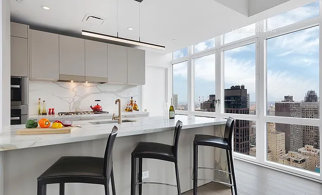 Rented by Engel & Völkers New York City | media 19