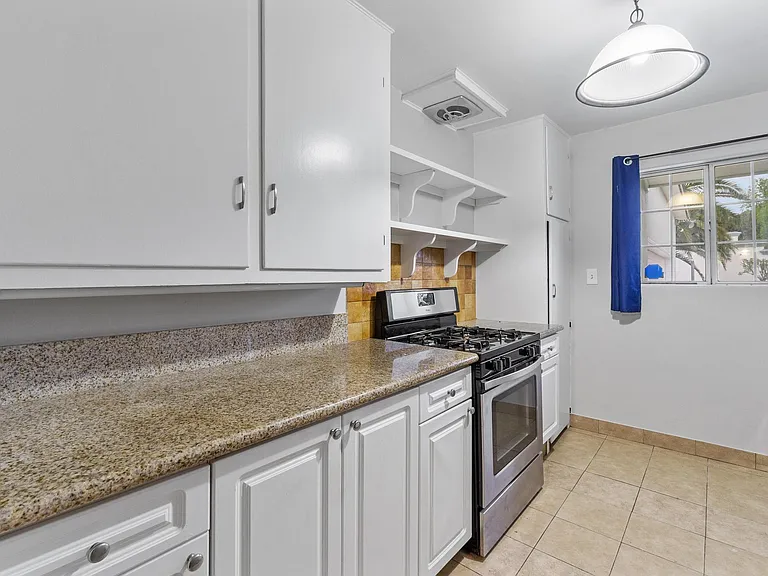 514 Prescott Ave — Photo 9