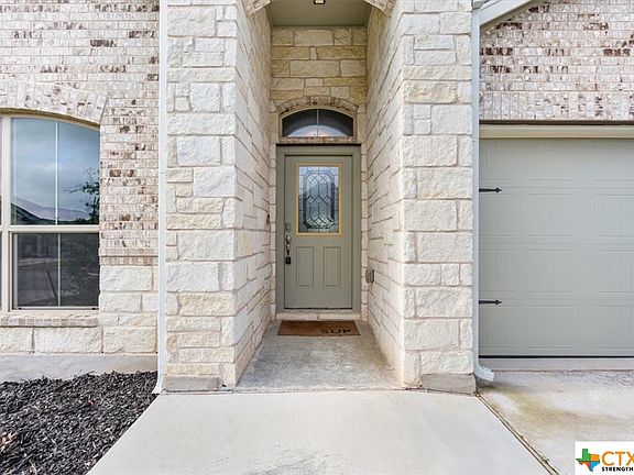 4th image of 8515 Stonehollow Dr