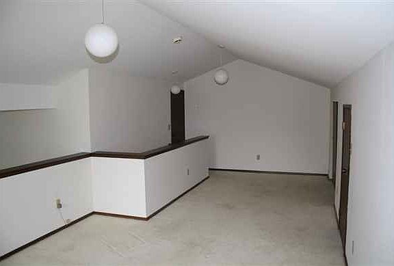 4th image of 24443 13th Ave S