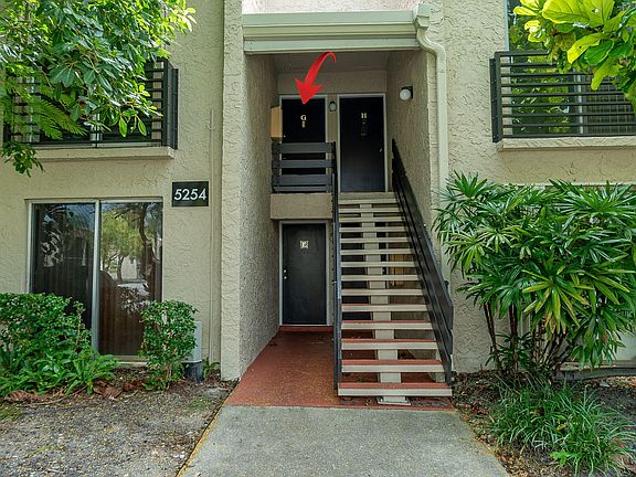 2nd image of 5254 NE 6th Avenue #G30
