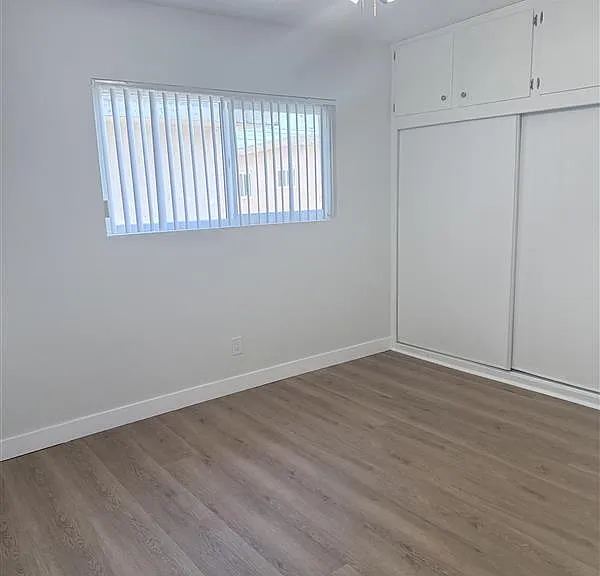 11944 S Grevillea Ave #S — Photo 15