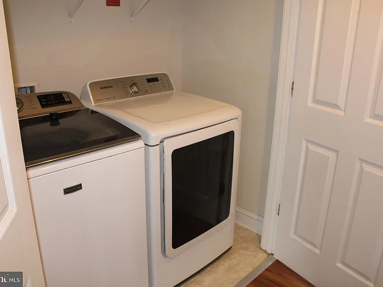 43555 White Cap Ter — Photo 25