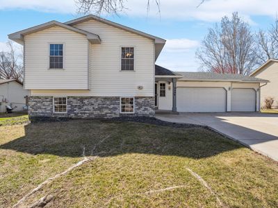 9444 Jareau Ave S, Cottage Grove, MN, 55016