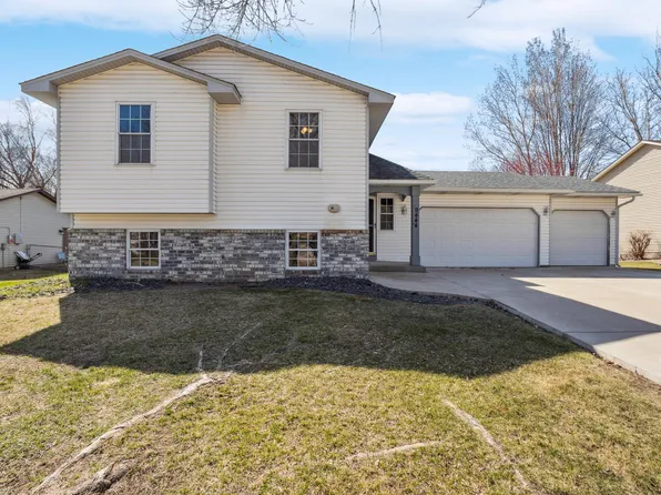 9444 Jareau Ave S, Cottage Grove, MN 55016