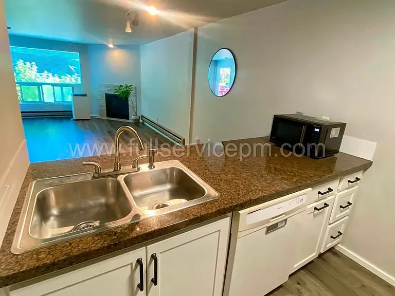 9416 1st Ave NE #108 — Photo 23