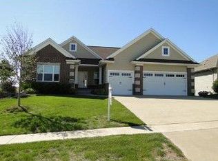 2835 Wildflower Rd, Cedar Rapids, IA 52411