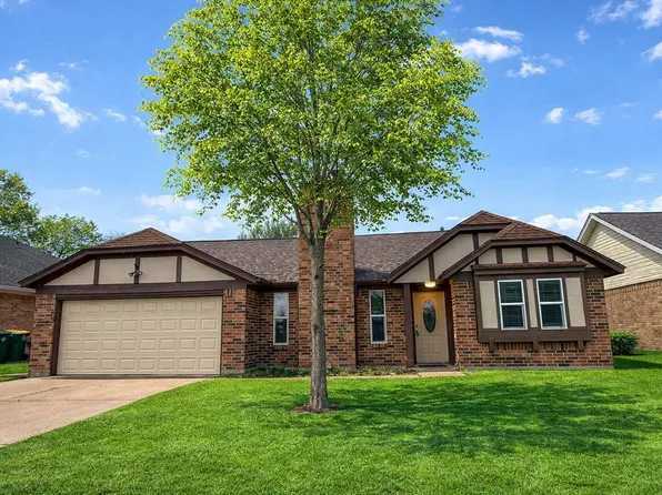 3618 Raindrops Rd, Pasadena, TX 77505