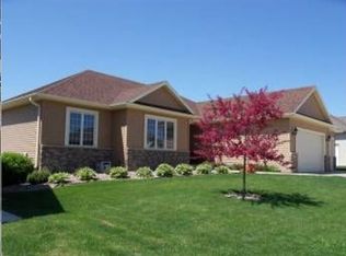 3092 Scanlan Ln NE, Rochester, MN 55906