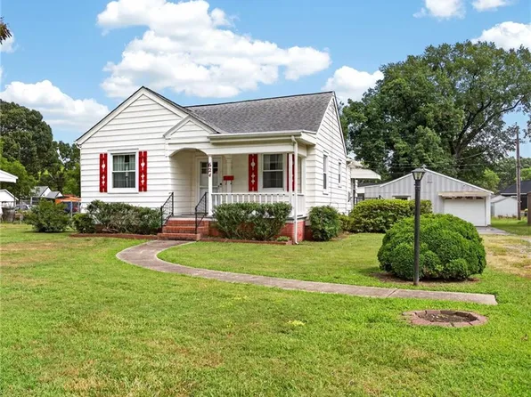 624 Briarfield Rd, Newport News, VA 23605