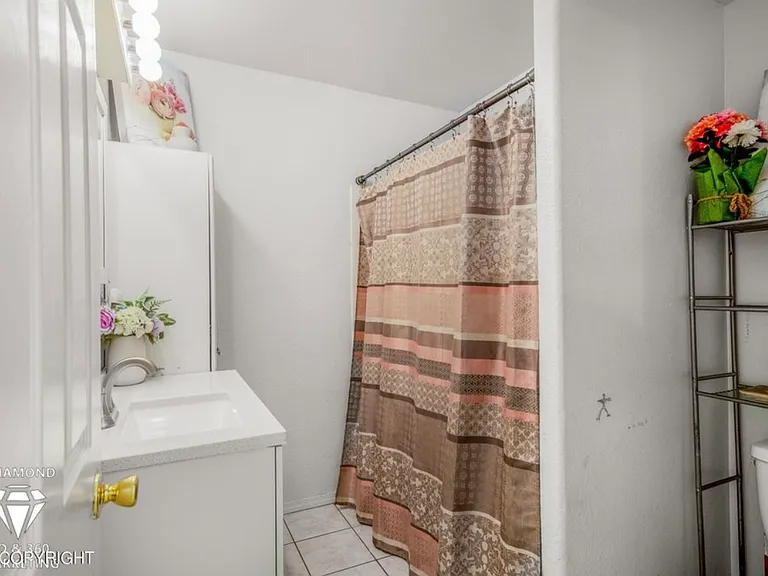 4821 Leah Ct — Photo 22