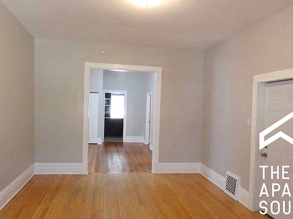 5th image of 1856 N Kildare Ave Unit 1
