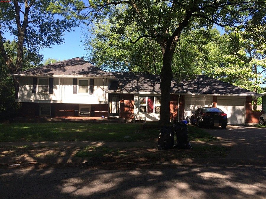 1st image of 10114 Cambridge Ave