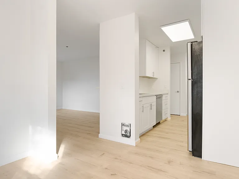 695 Bristol Dr #182 — Photo 10