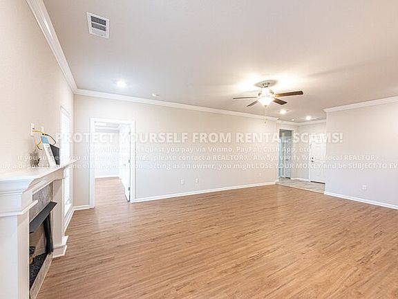 3rd image of 371 W Tyler Rd