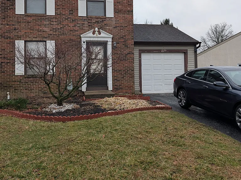 2125 Summit Row Blvd — Photo 3