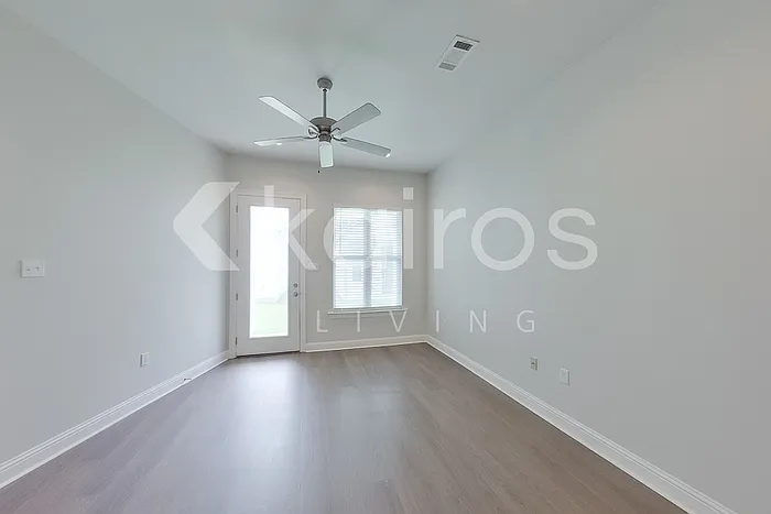 4816 W Dacha Ln — Photo 7