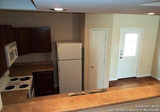 3rd image of 5010 Summit Pass APT 1