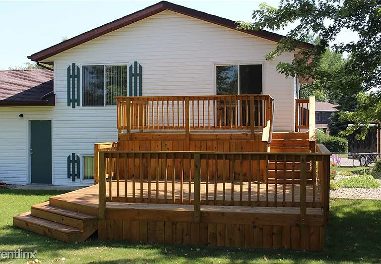 3824 Renee Dr — Photo 12
