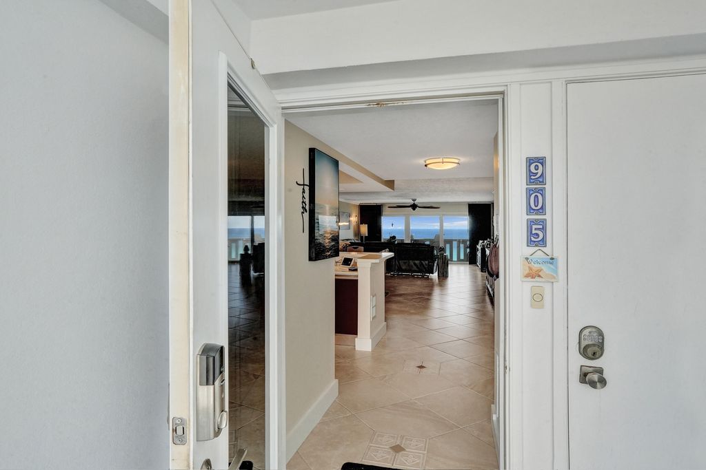 1012 N Ocean Boulevard #905, photo 2