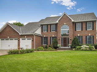 3956 Donegal Way, Eagan, MN 55122