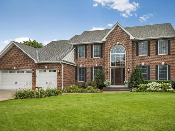 3956 Donegal Way, Eagan, MN 55122