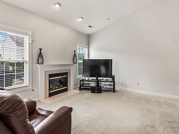 5th image of 10617 Brooks St
