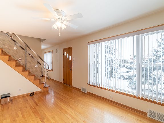 3rd image of 4009 Gremley Ave