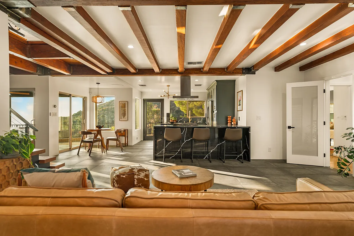 Building Photo - 6215 Gyral Dr