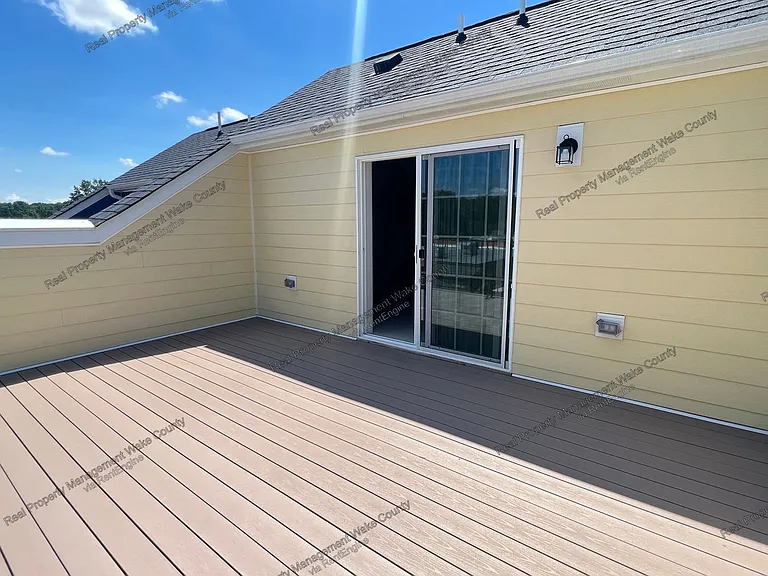 445 Rally Point Pl — Photo 31