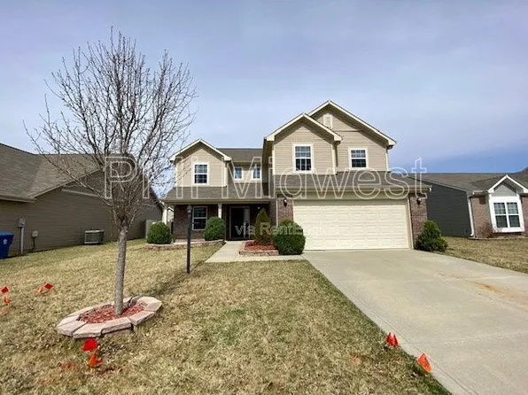 8014 Harshaw Dr, Indianapolis, IN 46239