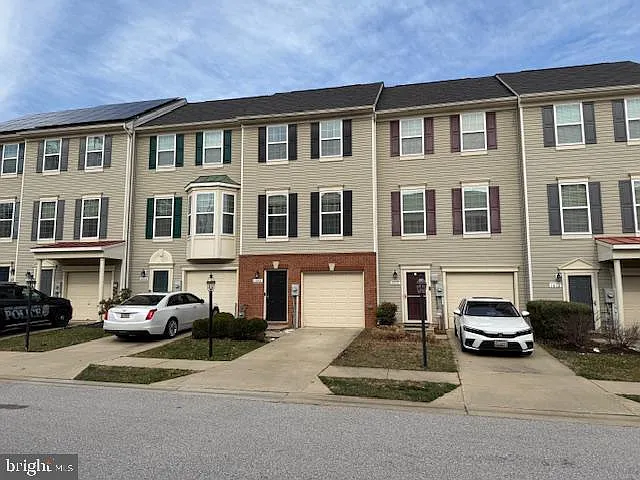 1008 Sithean Way photo 1