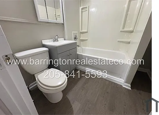 1429 Alabama Ave SW — Photo 3