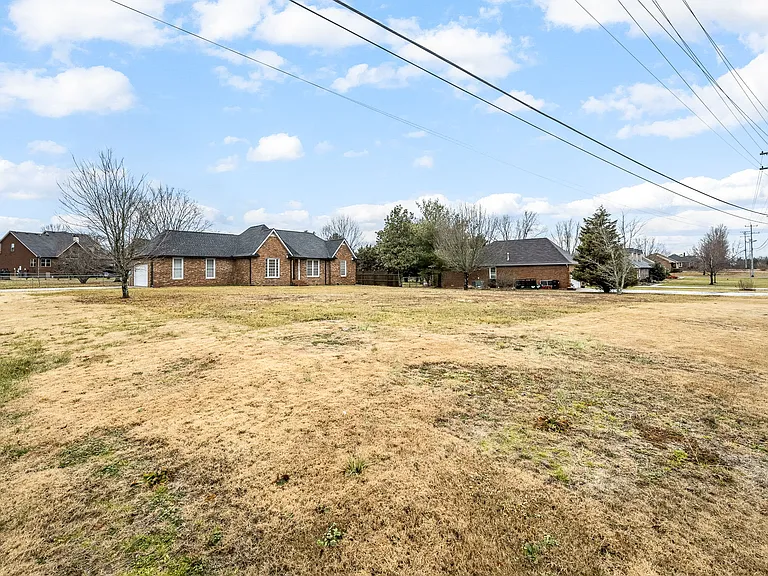 1015 Brinkley Rd — Photo 37