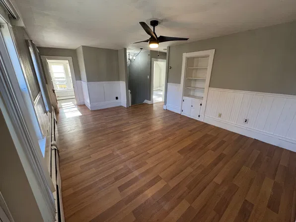 53-53A Chestnut St, Rochester, NH 03867