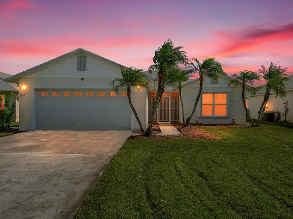 6245 Alexandria Cir, Fort Pierce, FL 34982