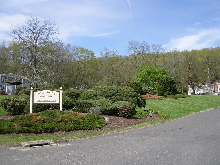 31-5 Pilgrim Trl — Photo 15