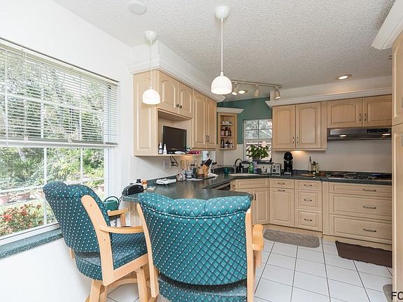 3rd image of 35 San Jose Dr