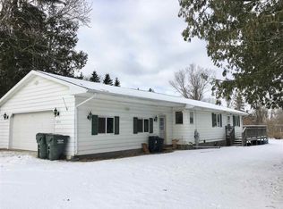 1833 Pershing Rd, New London, WI 54961