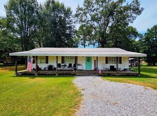 815 1st St, Dry Prong, LA 71423