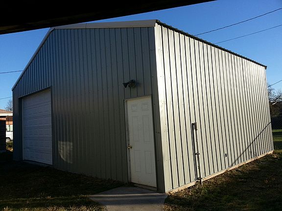 4th image of 2418 E Buckeye Ave