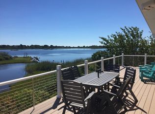 296 Twin Peninsula Ave, South Kingstown, RI 02879