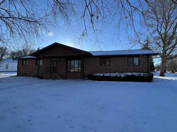 304 W Willow St, Pierce, NE 68767