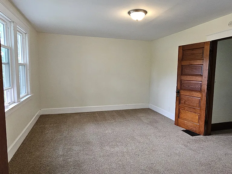 3111 US Highway 20 E — Photo 27
