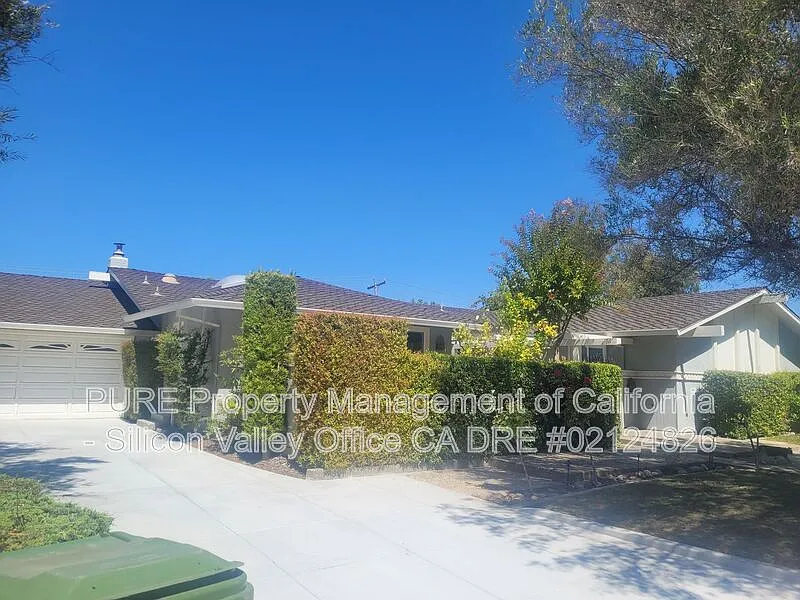 13069 Jaccaranda Ct photo 1