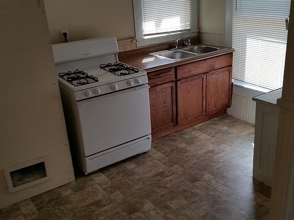 5th image of 3100 Avenue G APT 200